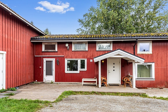 Velkommen til Lierstranda 66 B, presentert av Leon Hoff ved Dialog Eiendomsegling