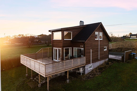 Innholdsrik eiendom med fin beliggenhet på Sistranda