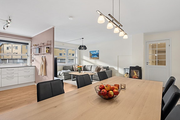 Bli kjent med Tiurveien 10 - Presentert av Eskild Walsøe / DNB Eiendom!