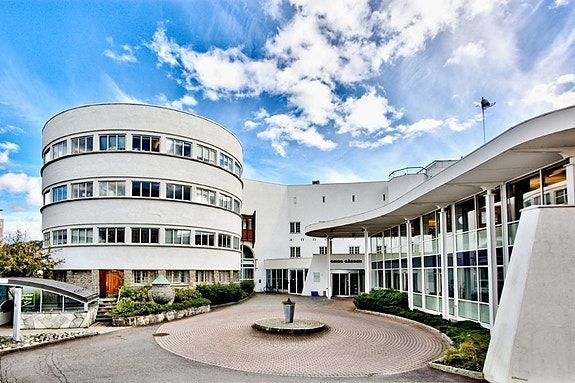 Fasade inngangsparti