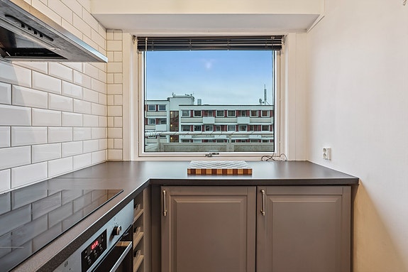 Godt med skap- og benkeplass