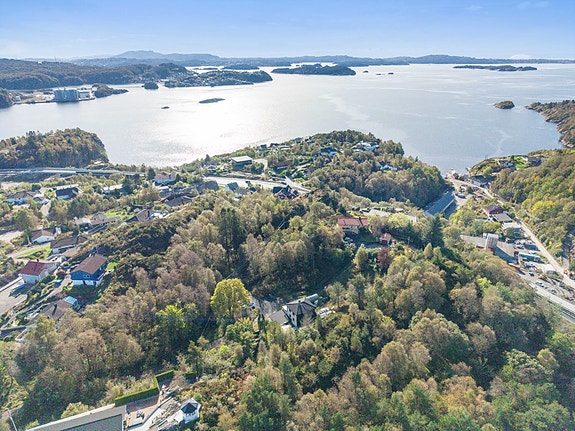 Nydelig tomt i Brattstivegen presentert av Dag Erik Fotland, EiendomsMegler 1 Askøy.