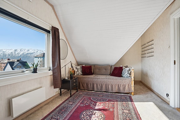 Soverom 1 i loftsetasjen