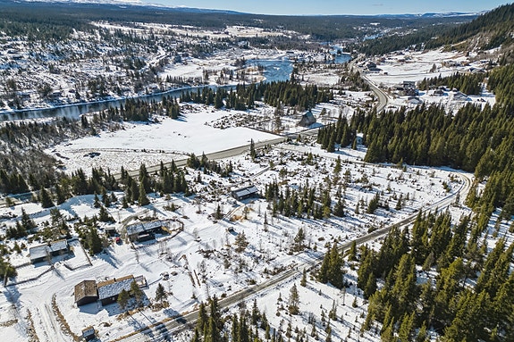 Velkommen til Fjellgarden Hyttegrend, og disse to flotte fritidstomtene, presentert av Eie Fjellmegleren! Foto: EFKT (Tor Solberg)