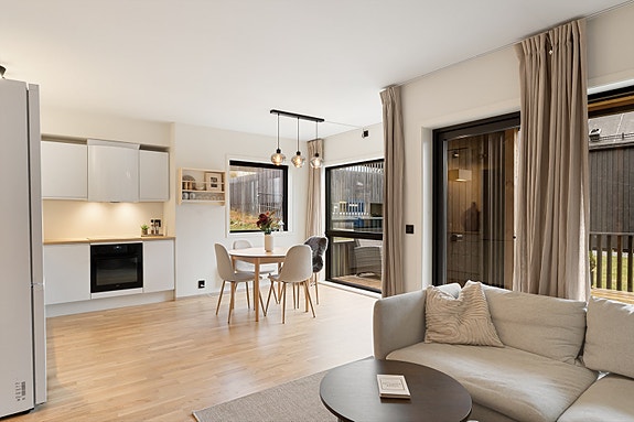 Velkommen til Markvegen 13! Presentert av Kristoffer Kverme i EiendomsMegler 1. Foto: Eivind Dirdal