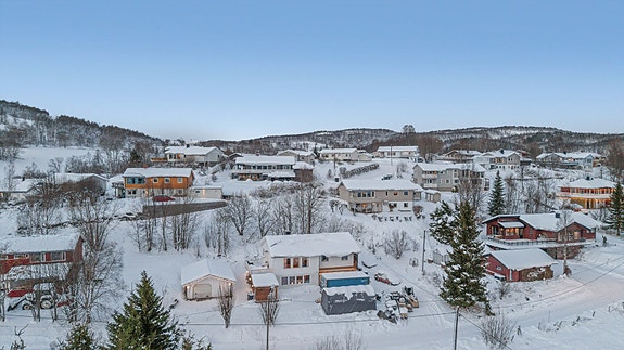 Velkommen til Seljeveien 4 presentert av Hjem Eiendomsmegling!