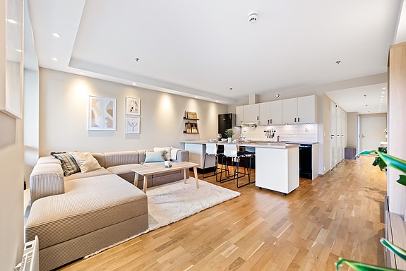 Erik Tenden Nyborg v/Privatmegleren har gleden av å ønske velkommen til Haugbro terrasse 52!