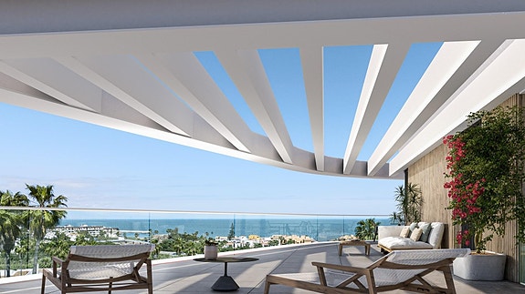 Eksklusiv penthouse med stor takterrasse, privat basseng og havutsikt