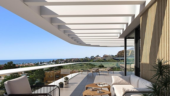 Penthouse med privat basseng og romslige utearealer | Gangavstand til strand