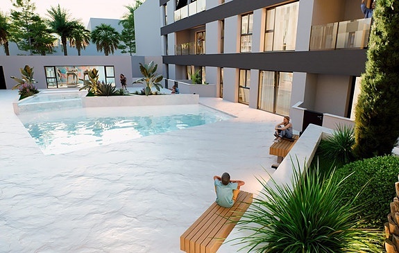 Penthouse med stor takterrasse | 2 soverom og 2 bad | Gangavstand til strand