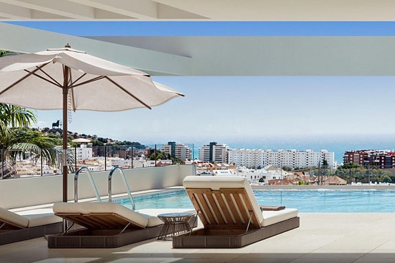 Ny moderne leilighet med stor terrasse - Anlegg med resortfasiliteter - Parkering