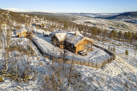 Velkommen til Skardfjellvegen 5! Presentert av Øystein Lie Holen v/DNB Eiendom