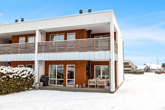 Delikat leilighet med beliggenhet på ende