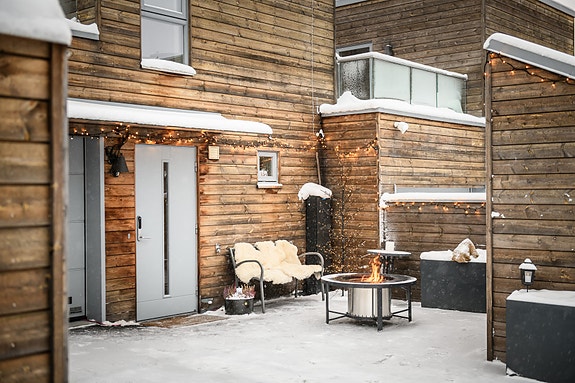 Stenbråtveien 140 presenteres av Daglig leder Tommy Stensrud ved Boa Eiendomsmegling Nordstrand.
