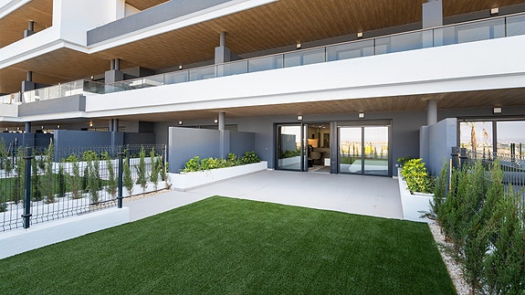 Penthouse leilighet med stor takterrasse | 3 soverom og 2 bad | Eksklusive fellesområder