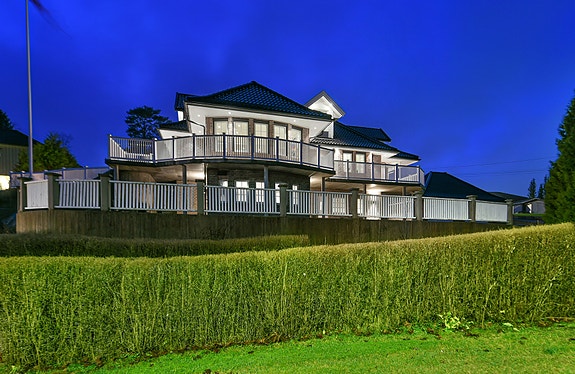 Velkommen til Bassengveien 32 A/B på Sandbakken!