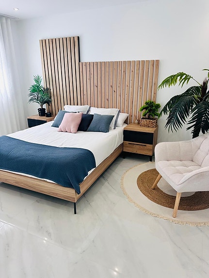 Nøkkelferdig villa med 3 soverom, privat basseng og solrik takterrasse - Parkering på tomt