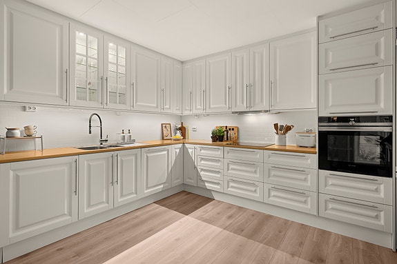 John-Andrè Rasmussen fra PrivatMegleren har gleden av å presentere Dronningveien 18!