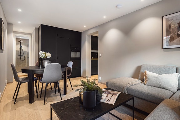 Velkommen til Innherredsveien 87! En råstilig leilighet med høy standard og attraktiv beliggenhet.