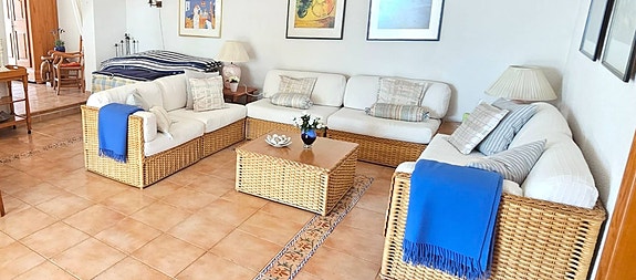 Stilfull villa med panoramautsikt og privat basseng - Kun 300 meter fra stranden i Peñíscola