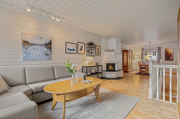 Garanti Indre Sogn v/ Malin Låkrud Øyre har gleda av å presentere Flotavegen 10B -