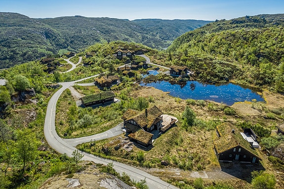 Velkommen til Øvre Ørnefjellvegen 35 - velholdt og innholdsrik hytte på lun og solrik tomt