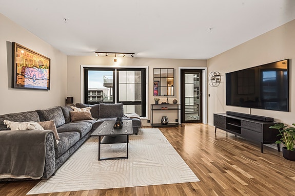 EiendomsMegler1 v/Anders Ruud har gleden av å presentere Vårliveien 5D!