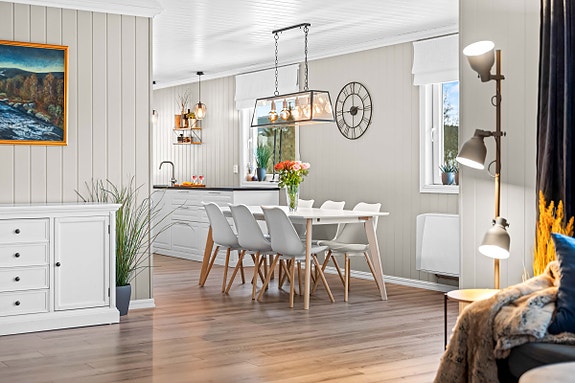 Eiendomsmegler Krogsveen avd. Årnes har gleden av å presentere Staurhaugveien 9! Foto: Fotograf Anders Botnmark