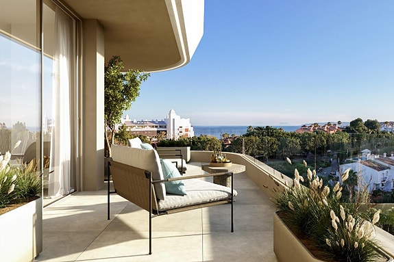 Moderne bolig nær sjøen | Privat hage og basseng | Utsikt mot natur og kyst