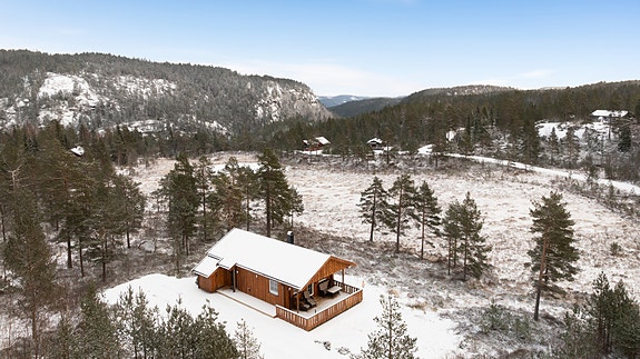 PrivatMegleren/v Marius Lundeberg Enger har gleden av å presentere Kyrtjønn 9
Foto THT foto