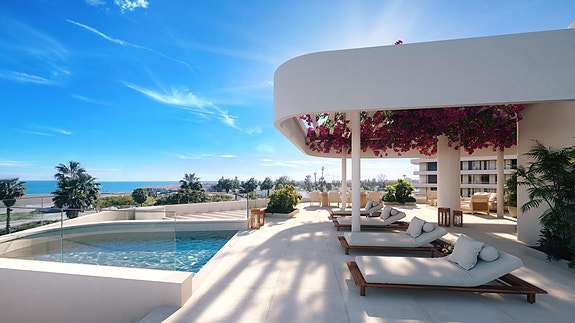 Eksklusiv penthouse i første linje mot sjøen | 4 soverom | Privat basseng og enorme terrasser