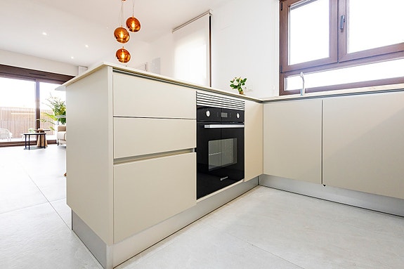 Nye eneboliger på ett plan med stor takterrasse og privat basseng - Vistabella Golf