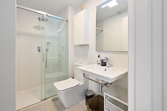 Eksklusiv leilighet i attraktivt område - 3 soverom og 3 bad - Turistlisens