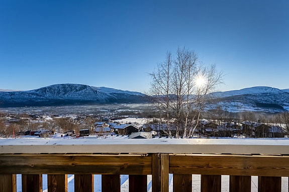 EiendomsMegler1 v/Per Hårstad har gleden av å presentere Kjerkvegen 176.