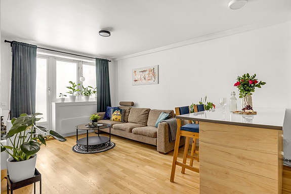 PrivatMegler Stefan Safri ønsker velkommen til Konows gate 8A