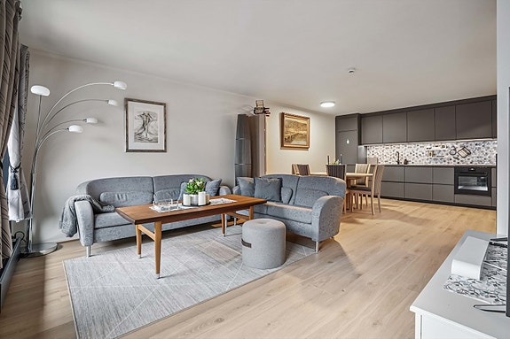 Velkommen til denne flotte boligen i Industrigata 1N