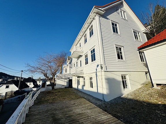 Bolighus med 4 leilh , bebodd av studenter