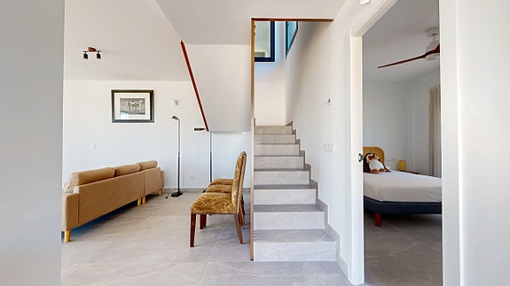 Ny moderne villa med 3 soverom og stor uteplass | Privat basseng og takterrasse