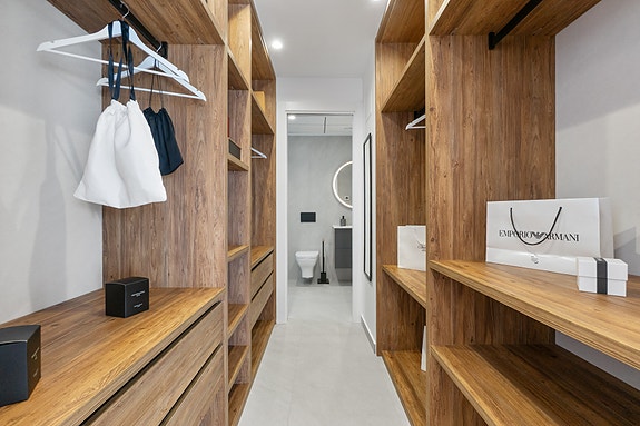 Unik villa med fantastisk uteområde | 3 soverom og 3 bad | Takterrasse og privat basseng