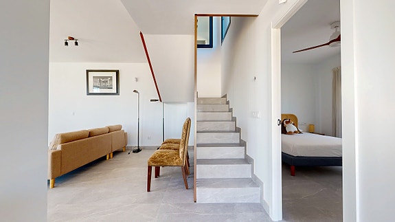 Nybygg - Tomannsbolig med 3 soverom i naturskjønne omgivelser | Privat basseng og takterrasse