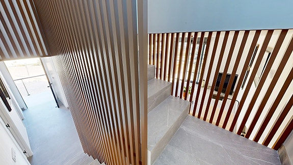 Nybygg - Tomannsbolig med 3 soverom i naturskjønne omgivelser | Privat basseng og takterrasse