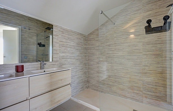 Duplex Penthouse med havutsikt | 3 soverom, takterrasse og jacuzzi