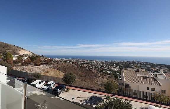 Duplex Penthouse med havutsikt | 3 soverom, takterrasse og jacuzzi