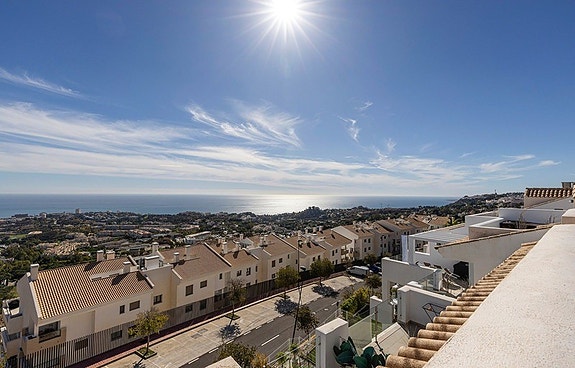 Duplex Penthouse med havutsikt | 3 soverom, takterrasse og jacuzzi