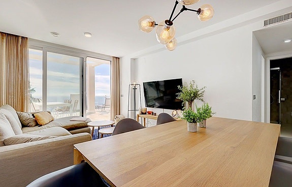 Duplex Penthouse med havutsikt | 3 soverom, takterrasse og jacuzzi