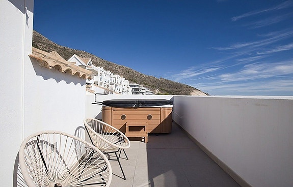 Duplex Penthouse med havutsikt | 3 soverom, takterrasse og jacuzzi