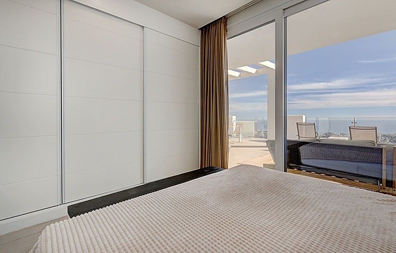 Duplex Penthouse med havutsikt | 3 soverom, takterrasse og jacuzzi