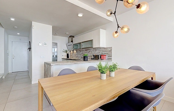 Duplex Penthouse med havutsikt | 3 soverom, takterrasse og jacuzzi