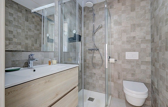 Duplex Penthouse med havutsikt | 3 soverom, takterrasse og jacuzzi