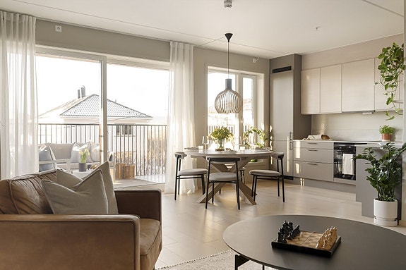 Oliver Pettersen i EiendomsMegler1 ønsker velkommen til Sinsenveien 47B!